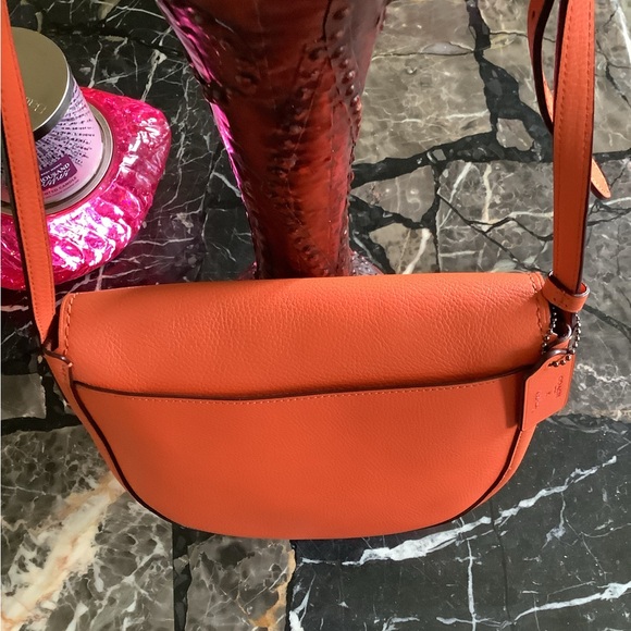 Authentic coach x Keith haring Hudson orange pink heart leather crossbody bag - Picture 7 of 12